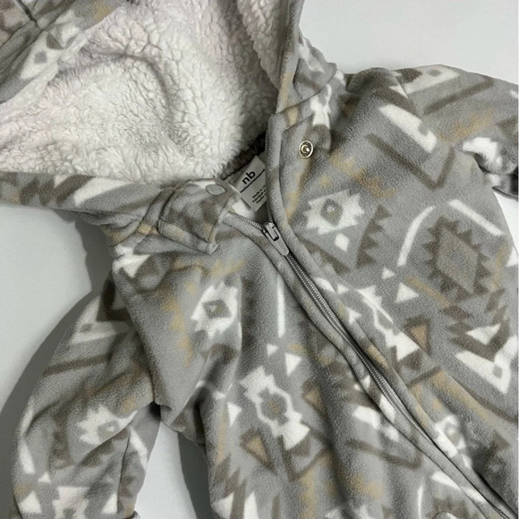 Carters • Grey Fleece Hoodie Newborn Zip Up - Picture 3 of 5